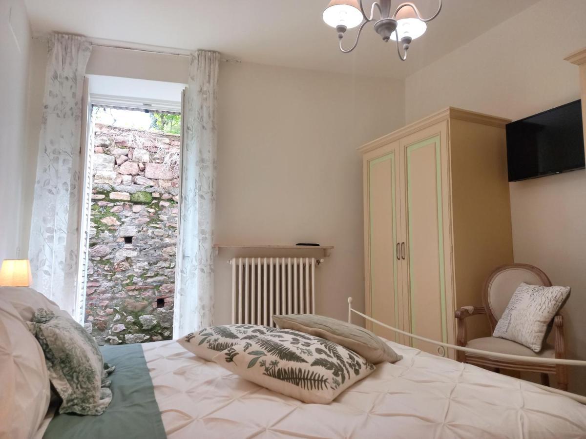 אסיסי B&B Maison Gabry מראה חיצוני תמונה