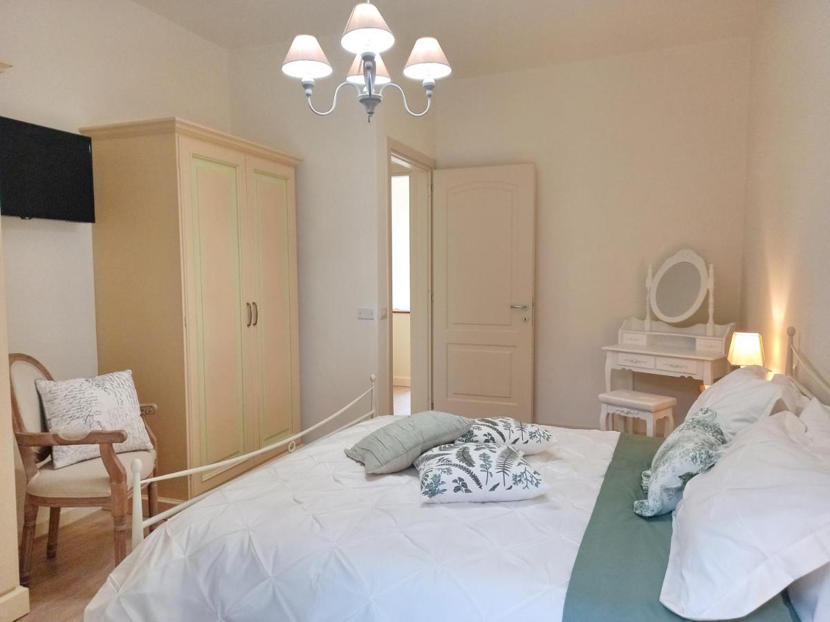 אסיסי B&B Maison Gabry מראה חיצוני תמונה