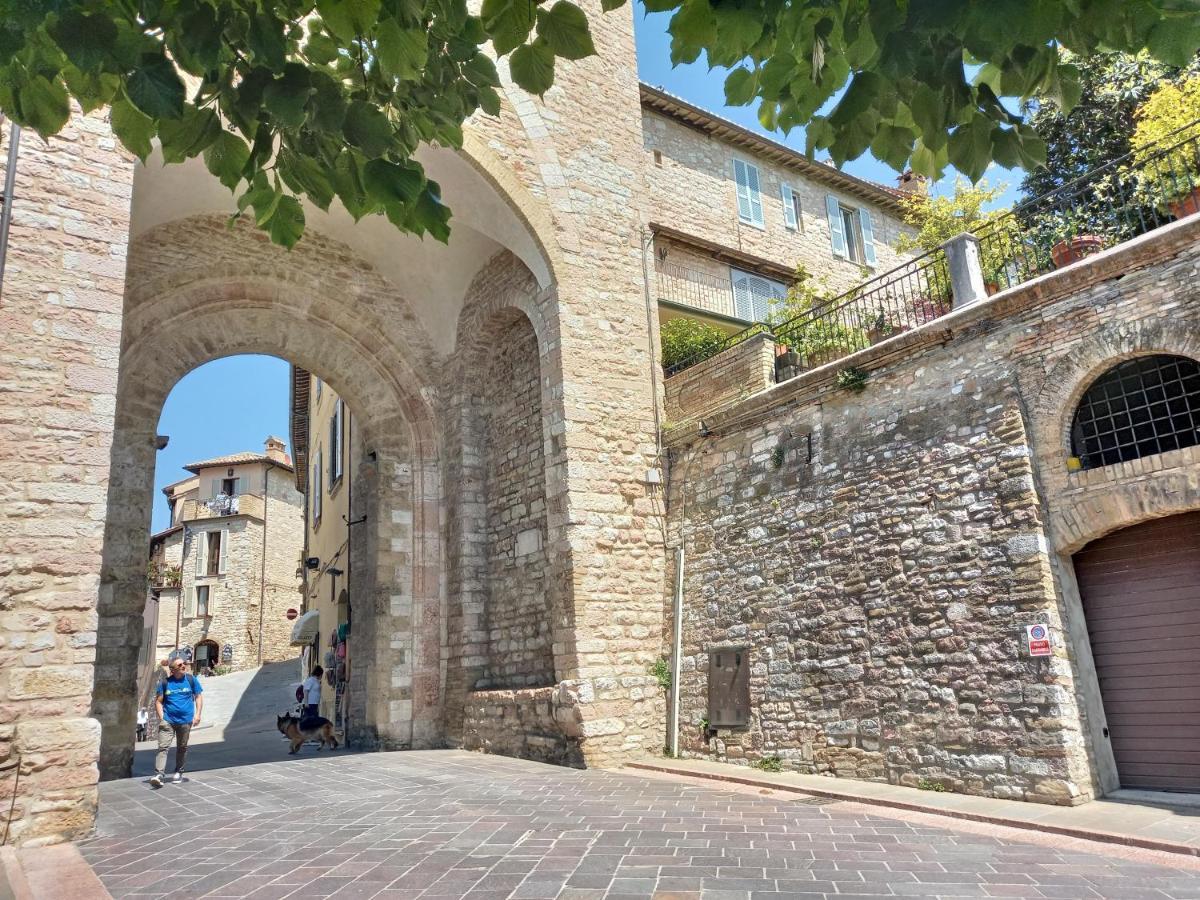 אסיסי B&B Maison Gabry מראה חיצוני תמונה