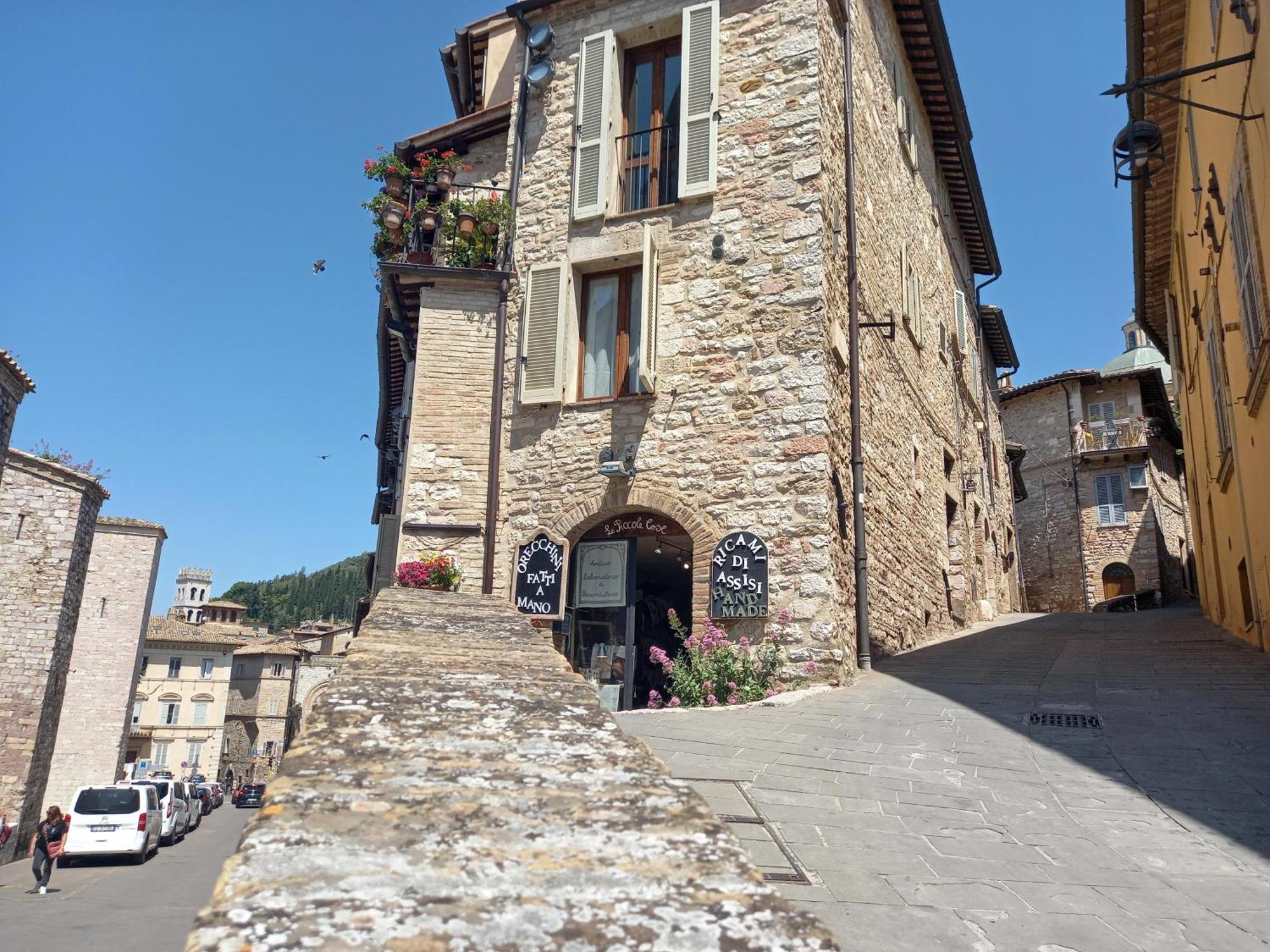 אסיסי B&B Maison Gabry מראה חיצוני תמונה